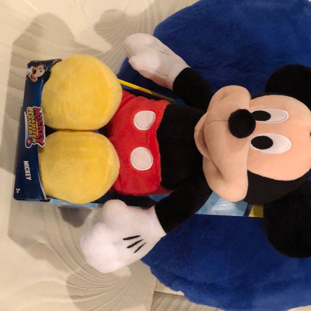 Disney Junior Mickey roadster racers plush